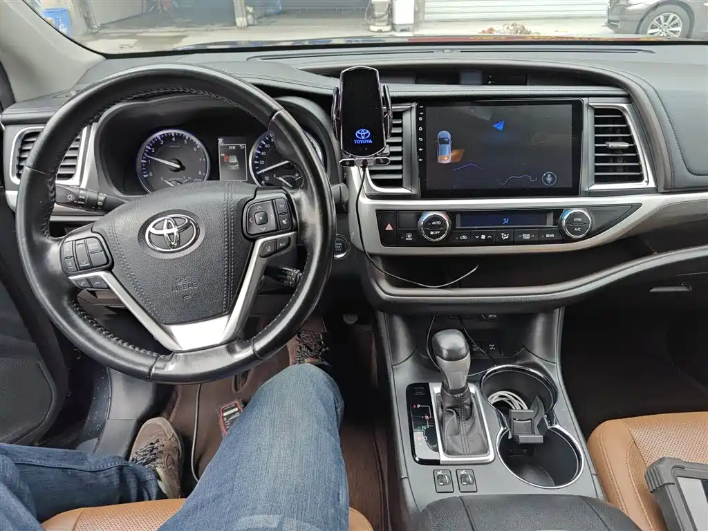 Toyota Highlander 2018 Model 2.0T 4WD Knight Edition 7-Seater China VI фото 3