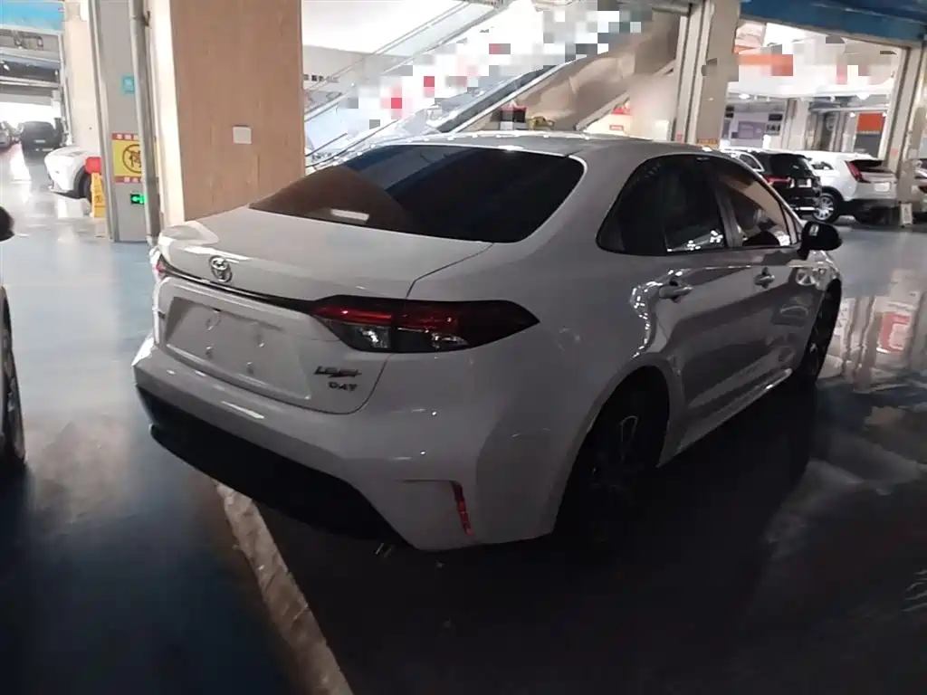 Toyota Levin 2023 185T CVT Luxury фото 7