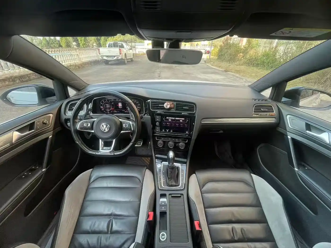 Volkswagen Golf 2019 280TSI DSG R-Line China VI фото 5