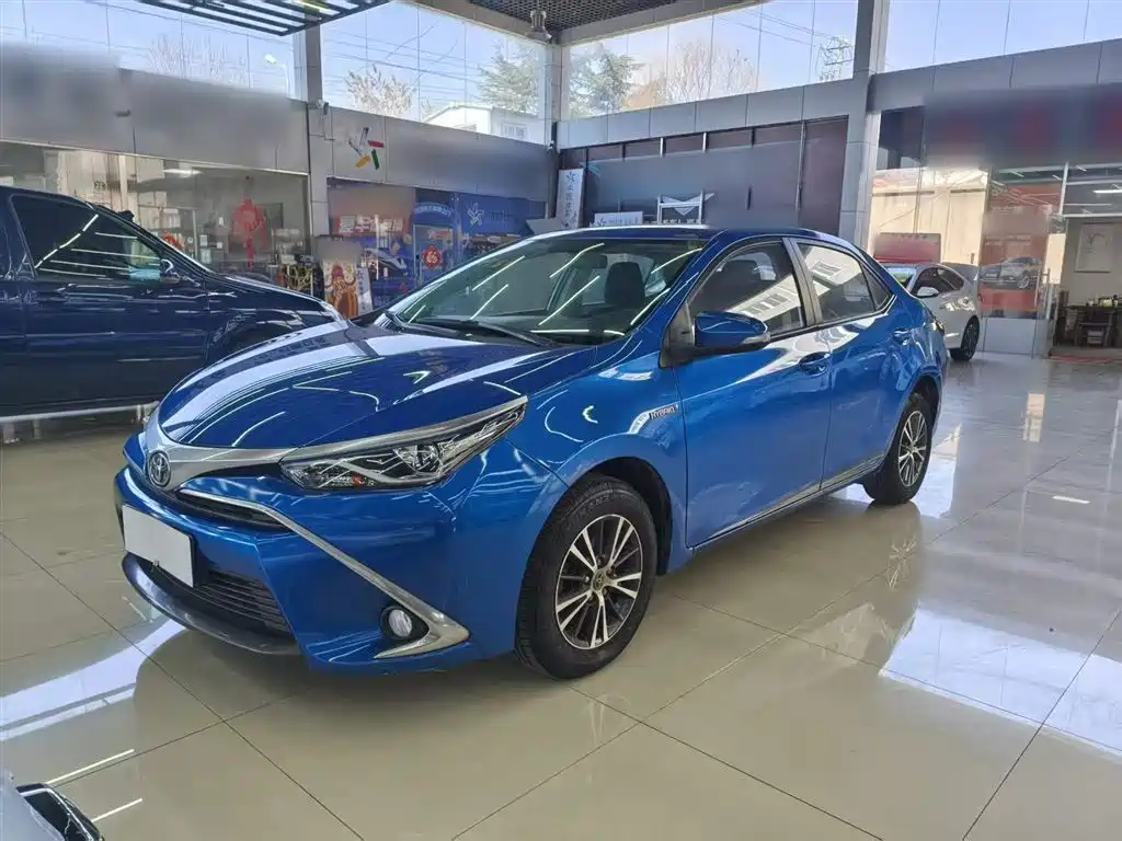 Toyota Levin 2016 Hybrid 1.8H GS E-CVT Elite Sunroof фото 2
