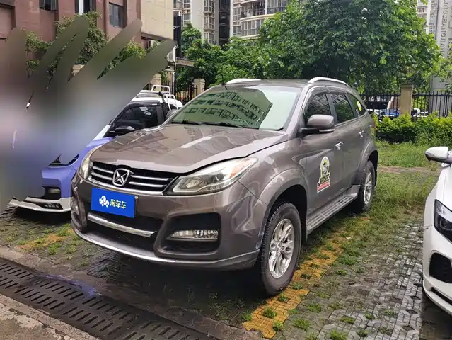 Jiangling Yusheng S350 2013 2.4T Automatic 4WD Diesel Premium Luxury 5-seater