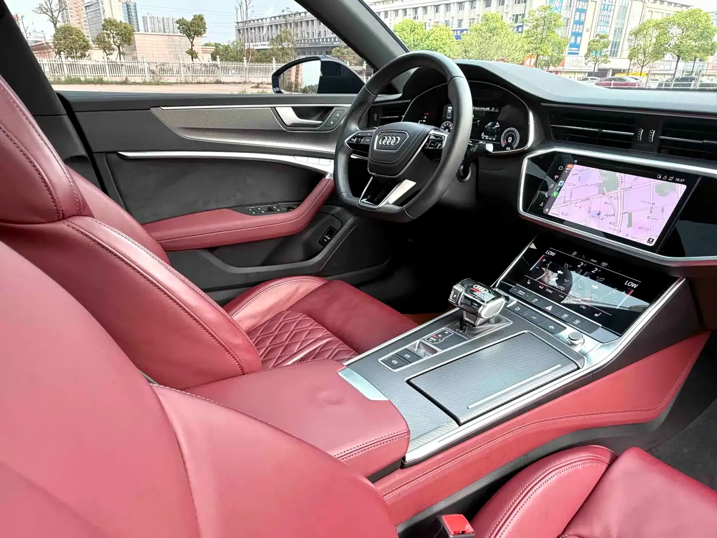 Audi A7L 2024 45 TFSI quattro S-line Black Warrior Edition фото 21