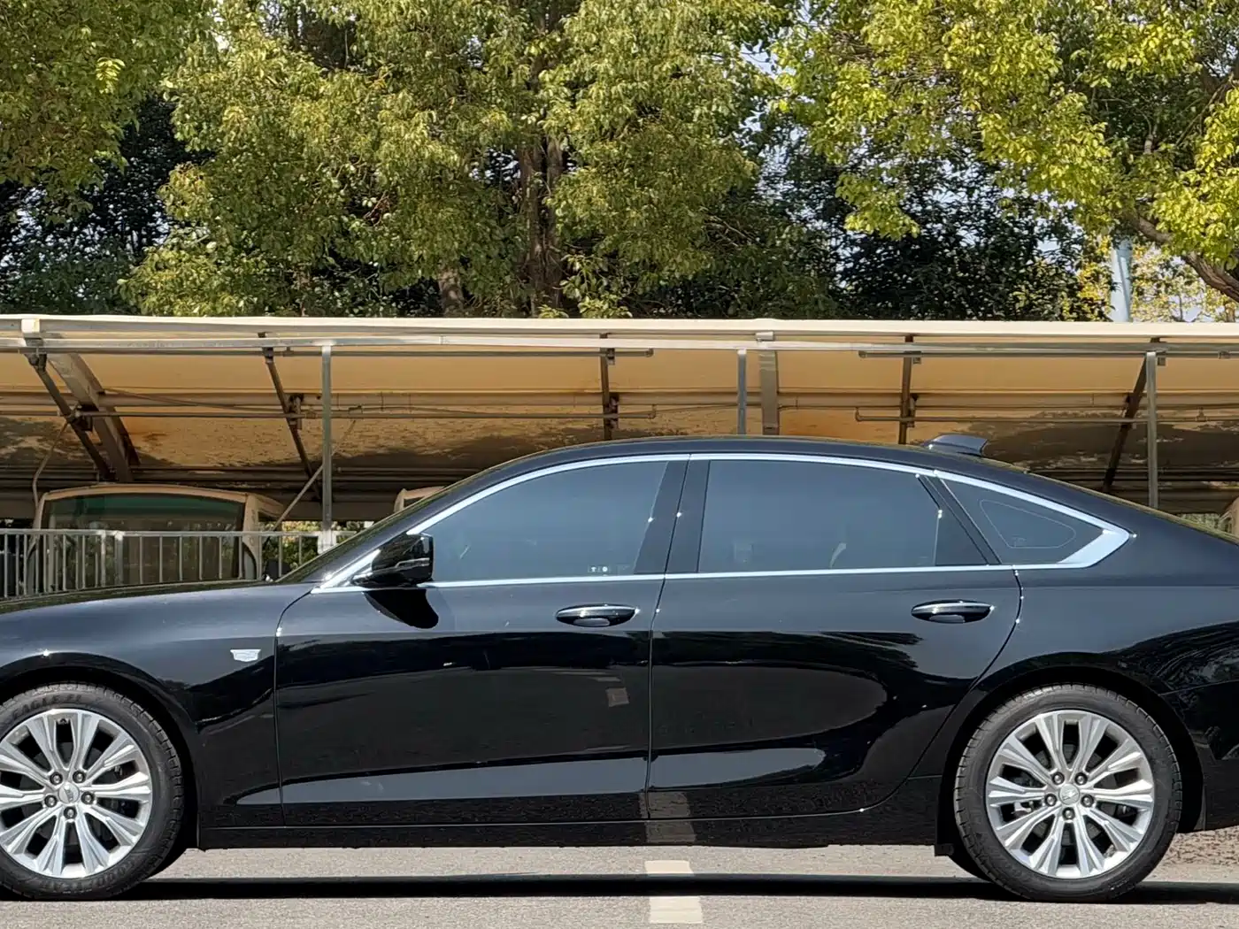 Cadillac CT6 2023 28T Luxury Edition фото 3