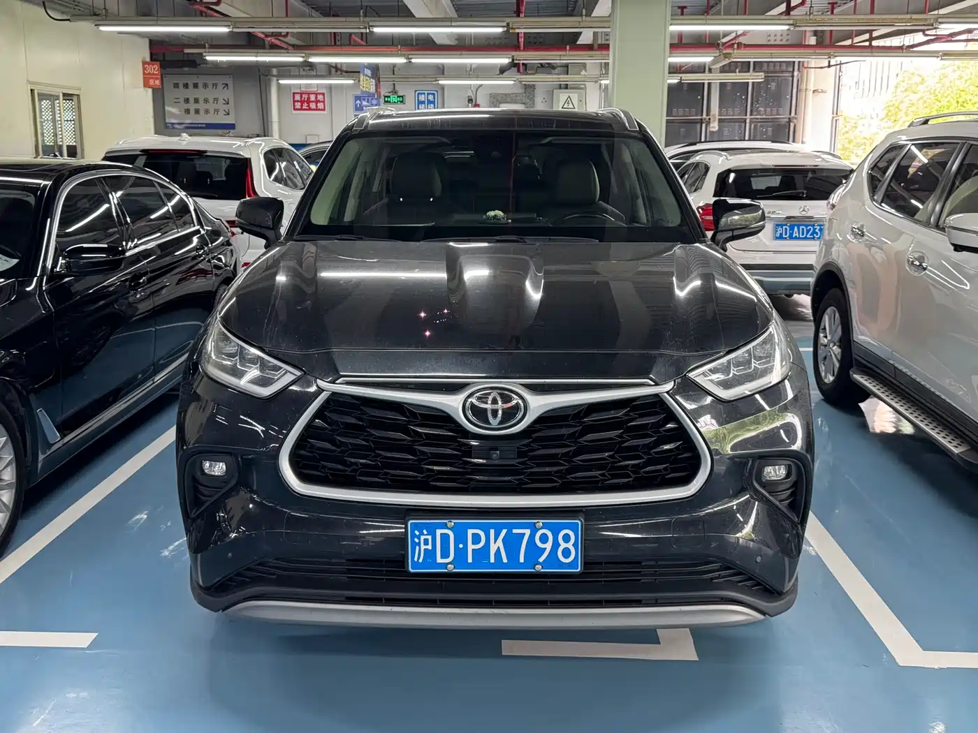 Toyota Highlander 2022 380T 4WD Premium 7-Seater фото 2