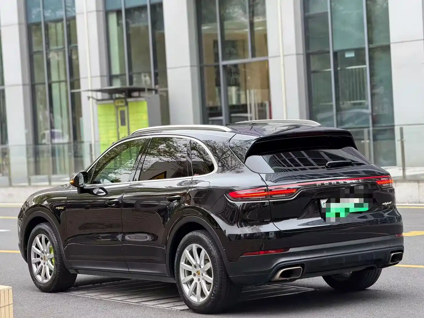 Porsche Cayenne New Energy 2019 Cayenne E-Hybrid 2.0T фото 8