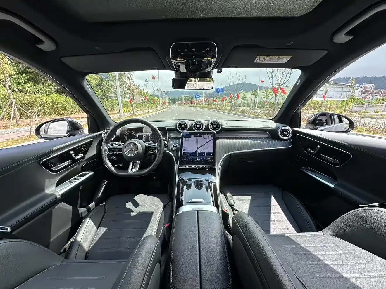 Mercedes-Benz GLC 2024 Facelift GLC 300 L 4MATIC Sport 5-seater фото 22
