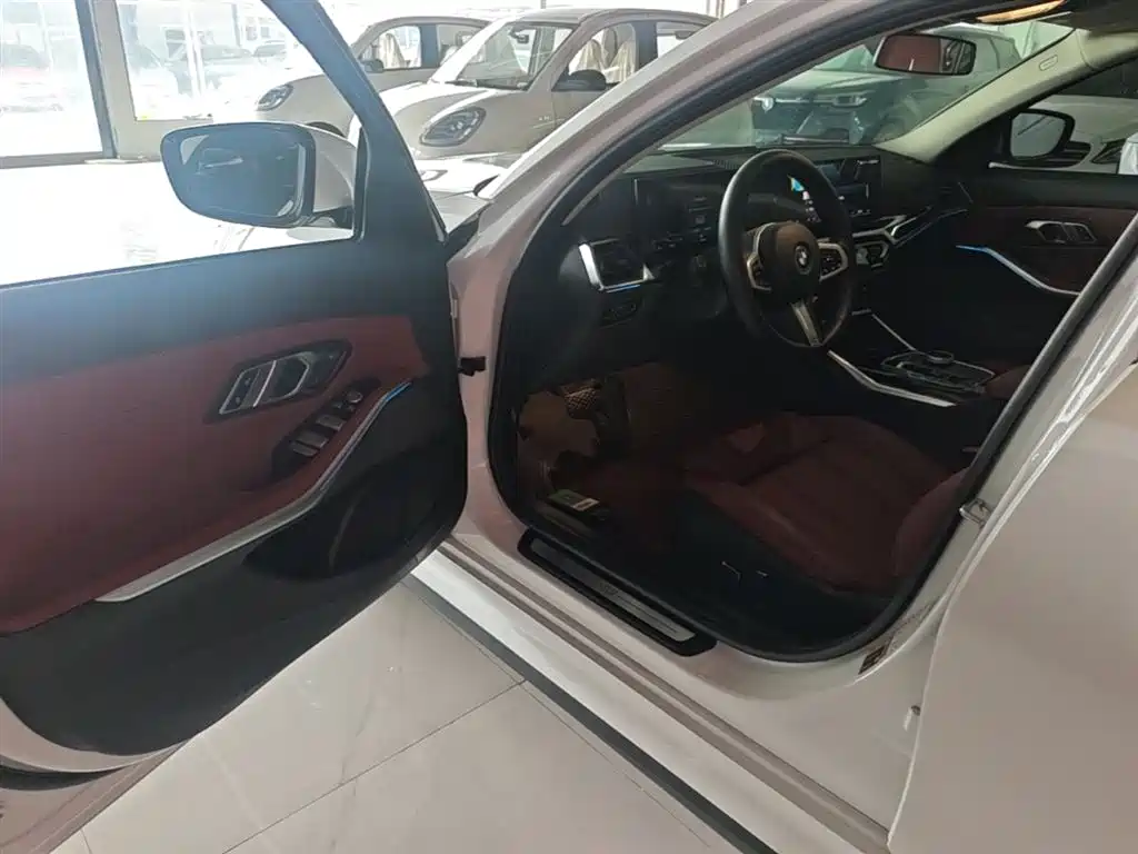 BMW i3 2024 eDrive 35 L фото 16