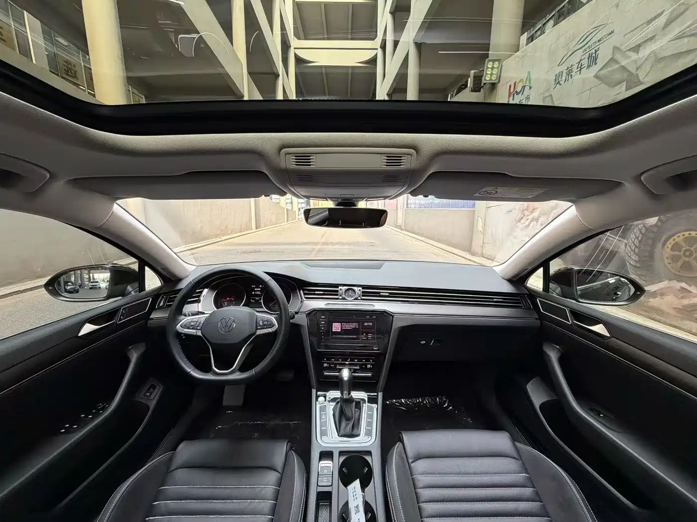 Volkswagen Magotan 2021 330TSI DSG 30th Anniversary Edition фото 9