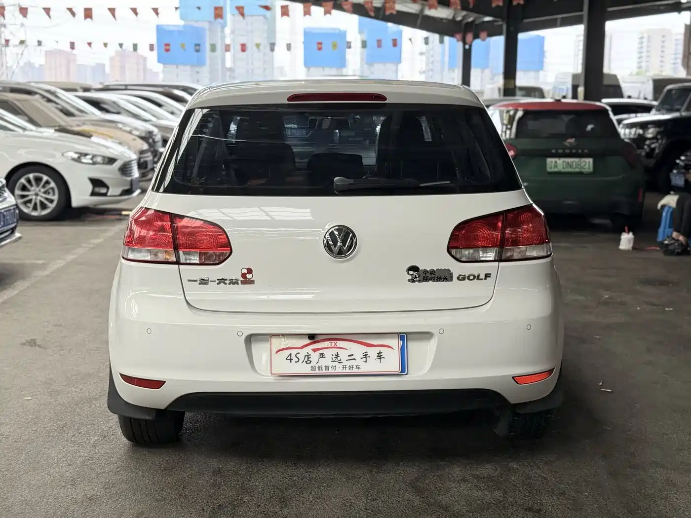 Volkswagen Golf 2012 1.6 Automatic Comfort Type фото 8