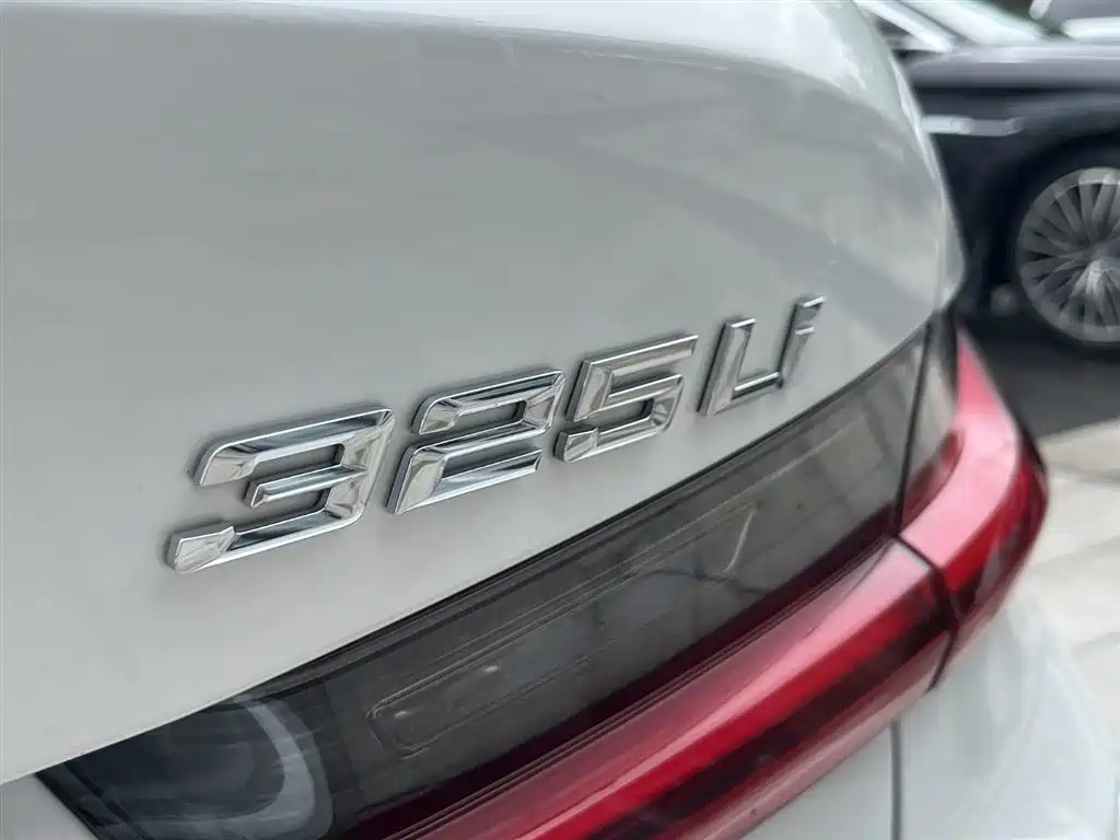 BMW 3 Series 2022 Facelift 325Li M Sport Package фото 28