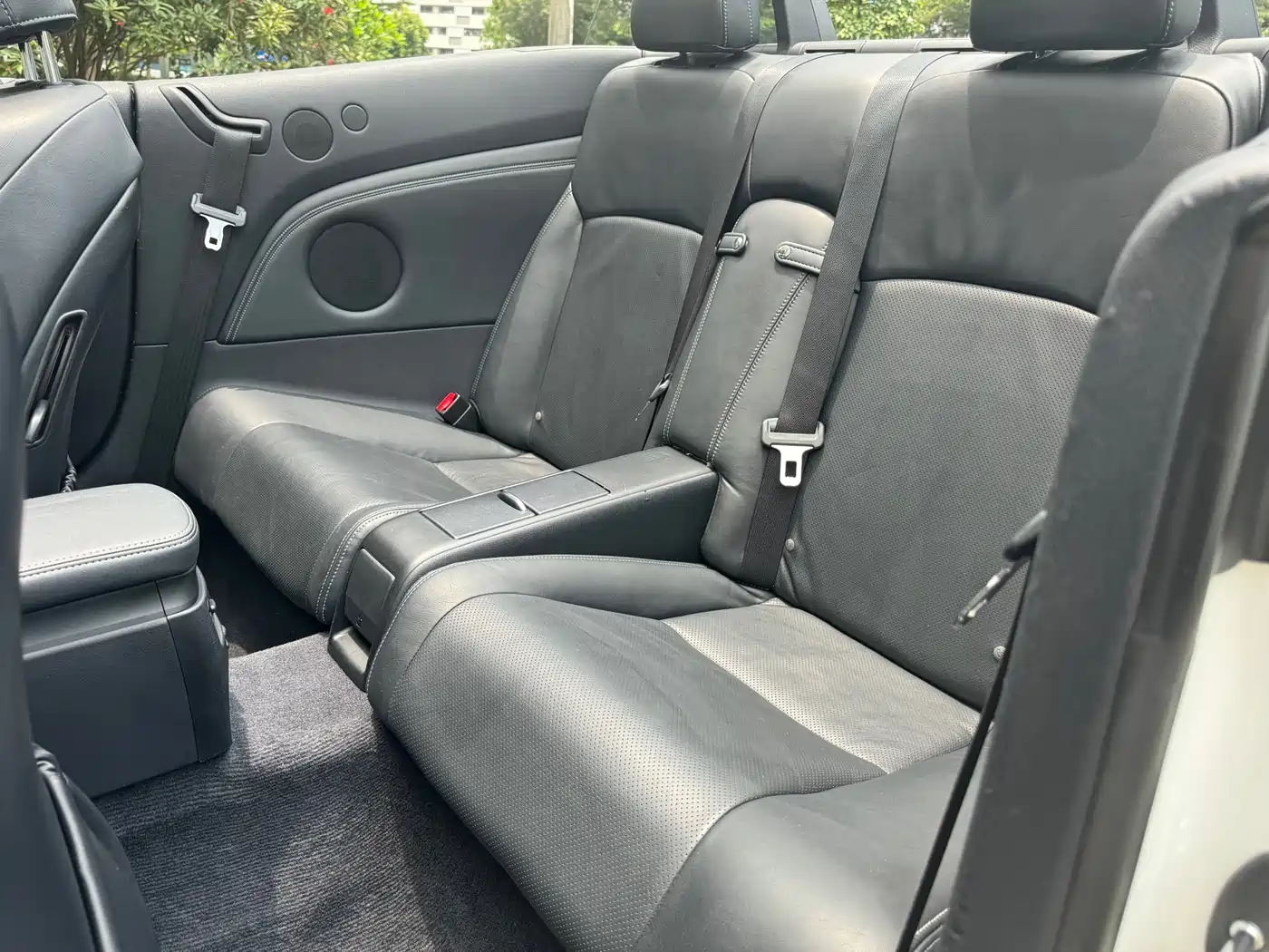 Lexus IS 2011 250C фото 8
