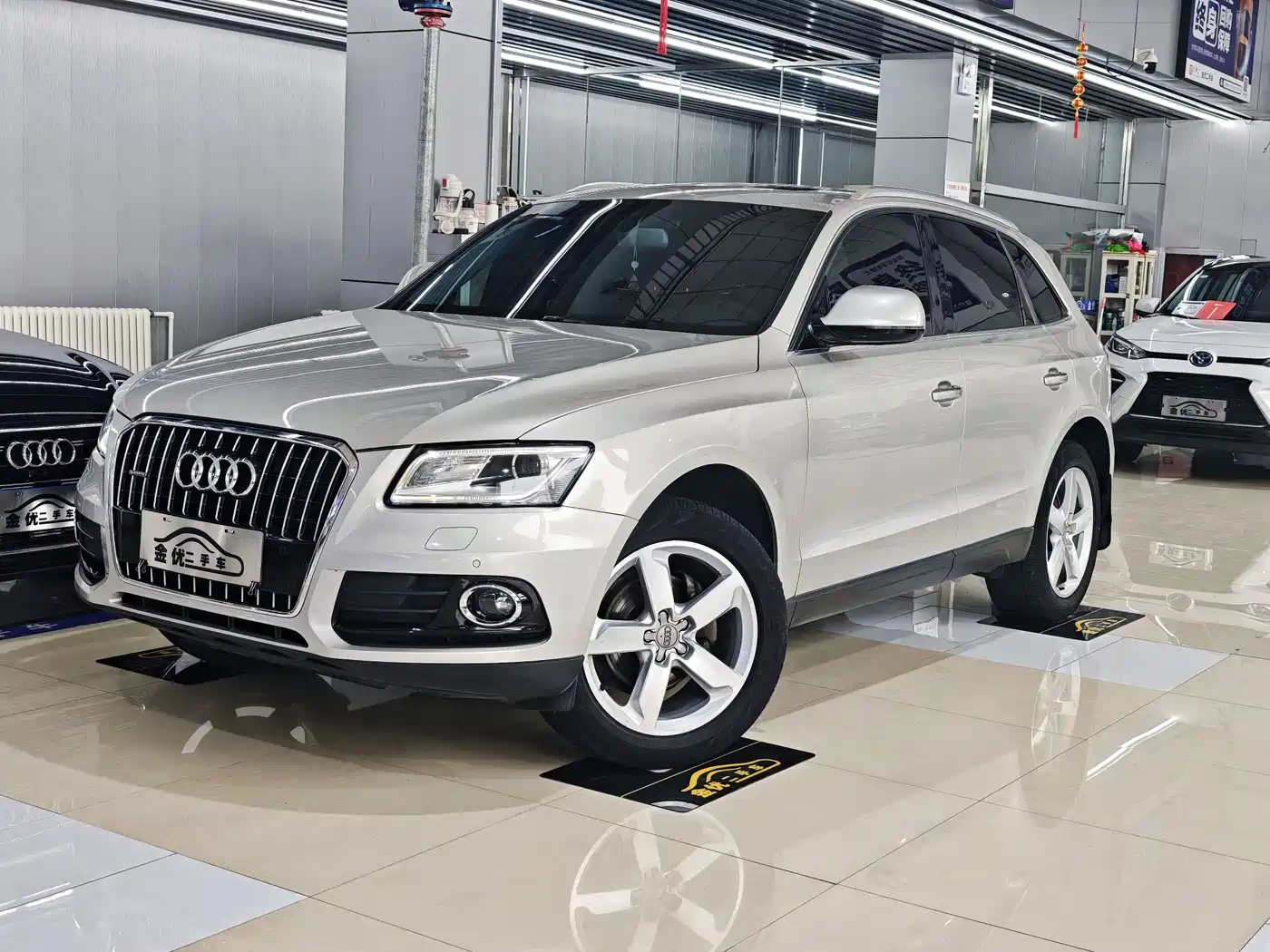 Audi Q5 2016 40 TFSI Technology Model