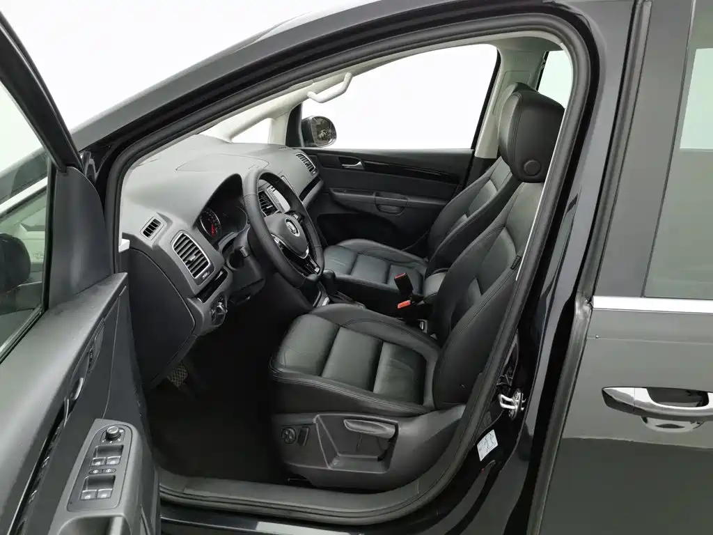 Volkswagen Sharan 2018 2018 380TSI Premium 6-Seater