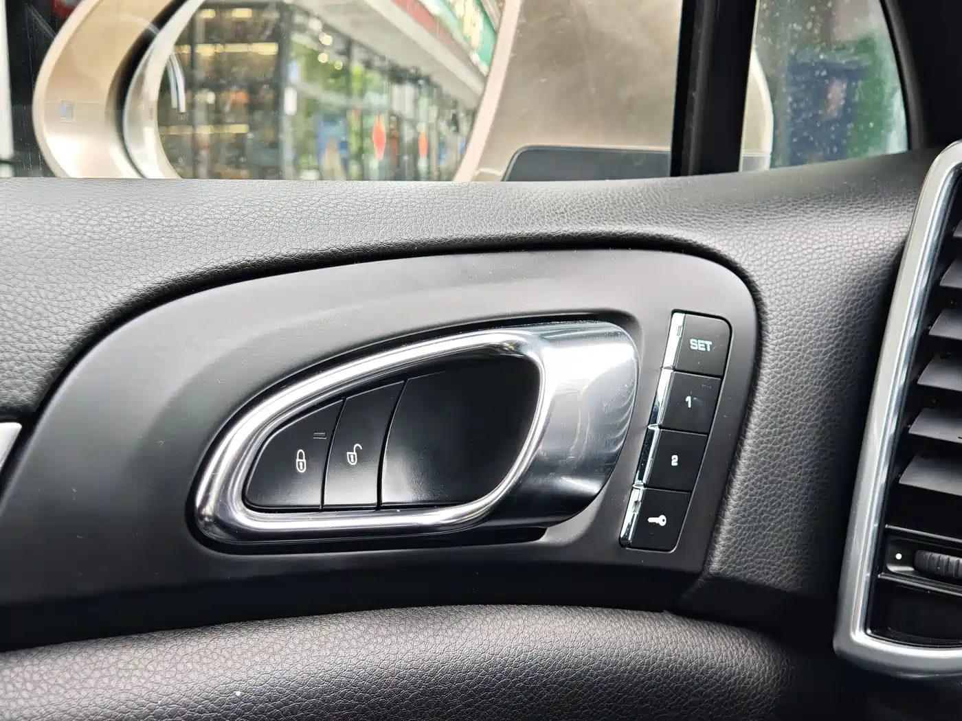 Porsche Cayenne 2015 Cayenne 3.0T фото 16