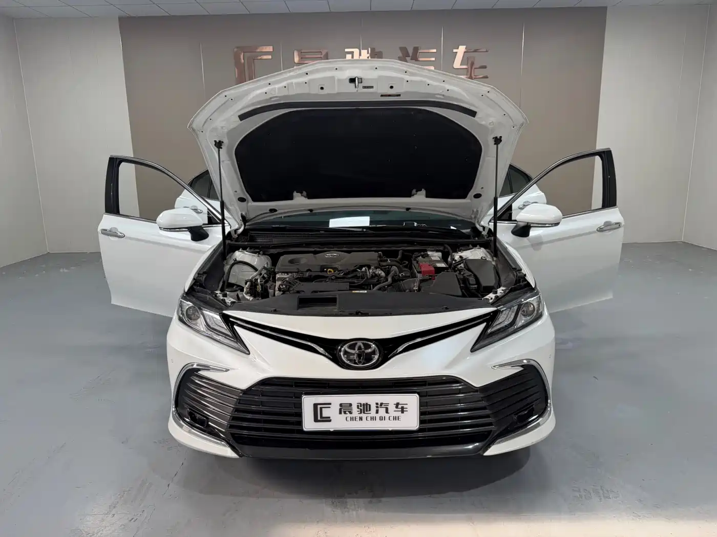 Toyota Camry 2021 2.5G Luxury Edition фото 15