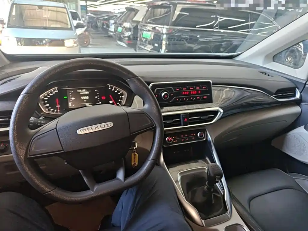 SAIC Maxus Maxus G50 2023 Model 1.5T Manual Joyride A фото 10