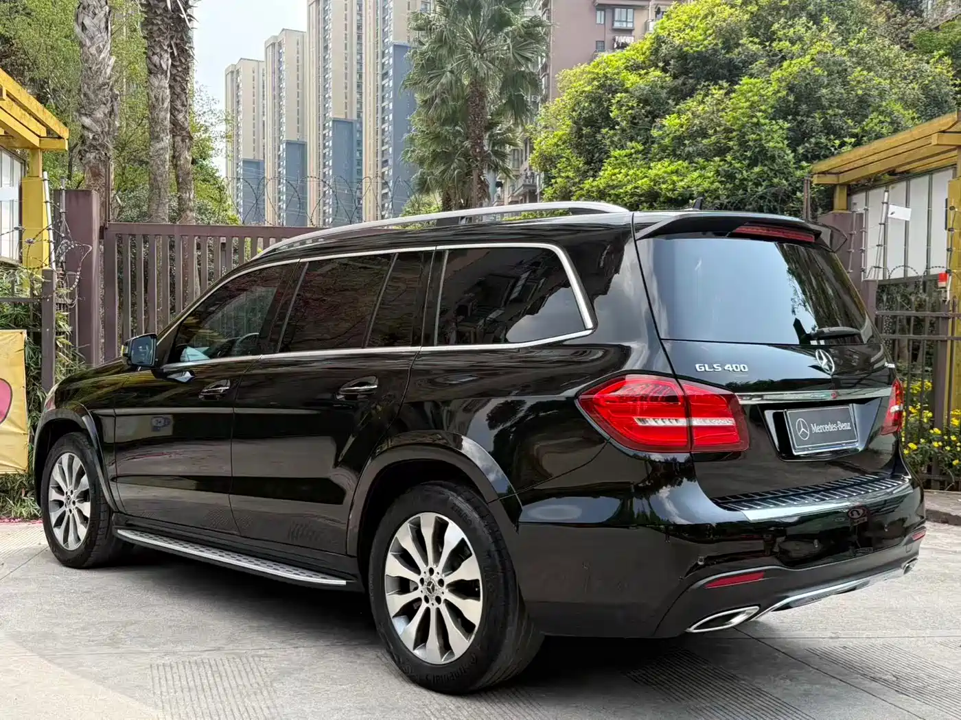 Mercedes-Benz GLS 2018 Facelift GLS 400 4MATIC Sport фото 5