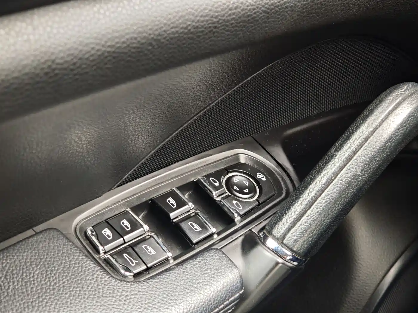 Porsche Cayenne 2015 Cayenne 3.0T фото 17