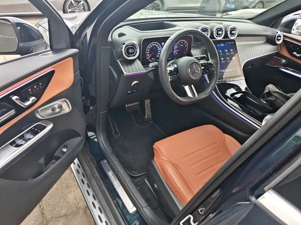 Фото 21 - Mercedes-Benz GLC