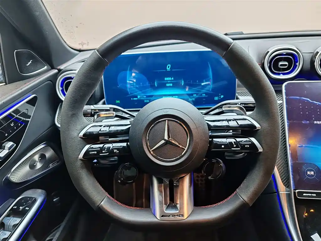 Mercedes-Benz C-Class AMG 2025 AMG C 43 4MATIC фото 13