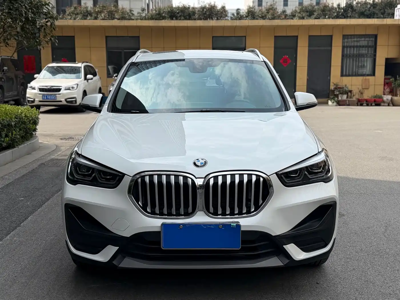 BMW X1 2022 sDrive25Li Leading фото 2
