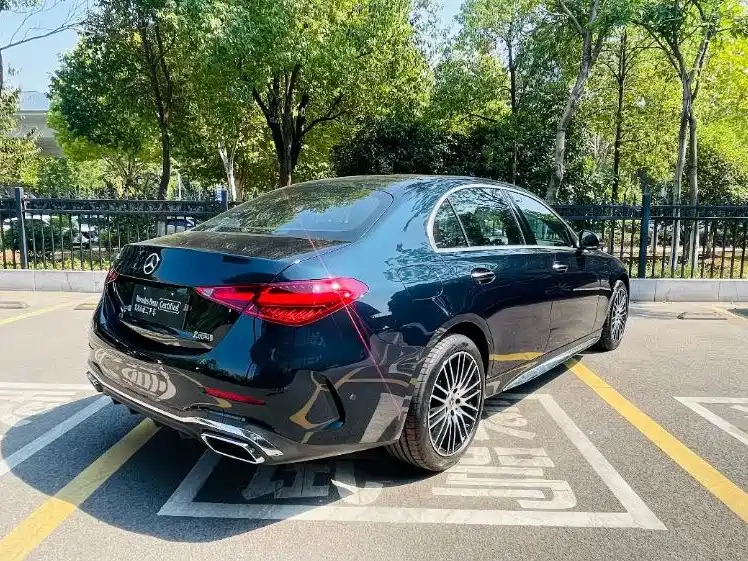 Фото 3 - Mercedes-Benz C-Class