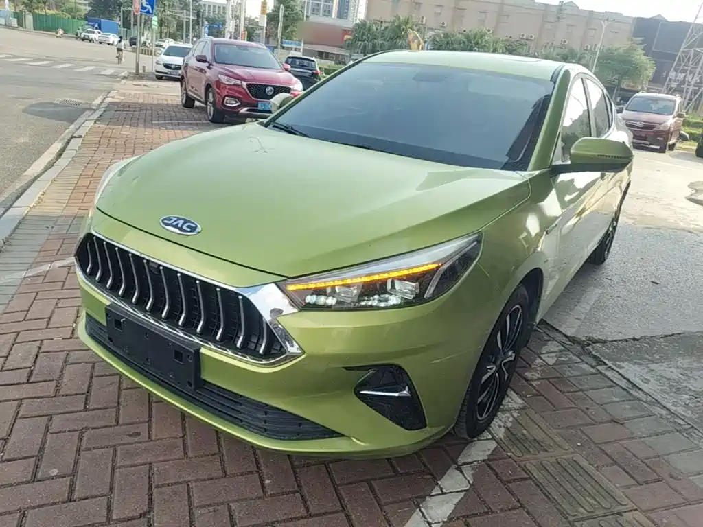 JAC JAC J7 2020 2020 1.5T CVT Surpass Type