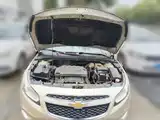 Photo 3 - Chevrolet Cruze