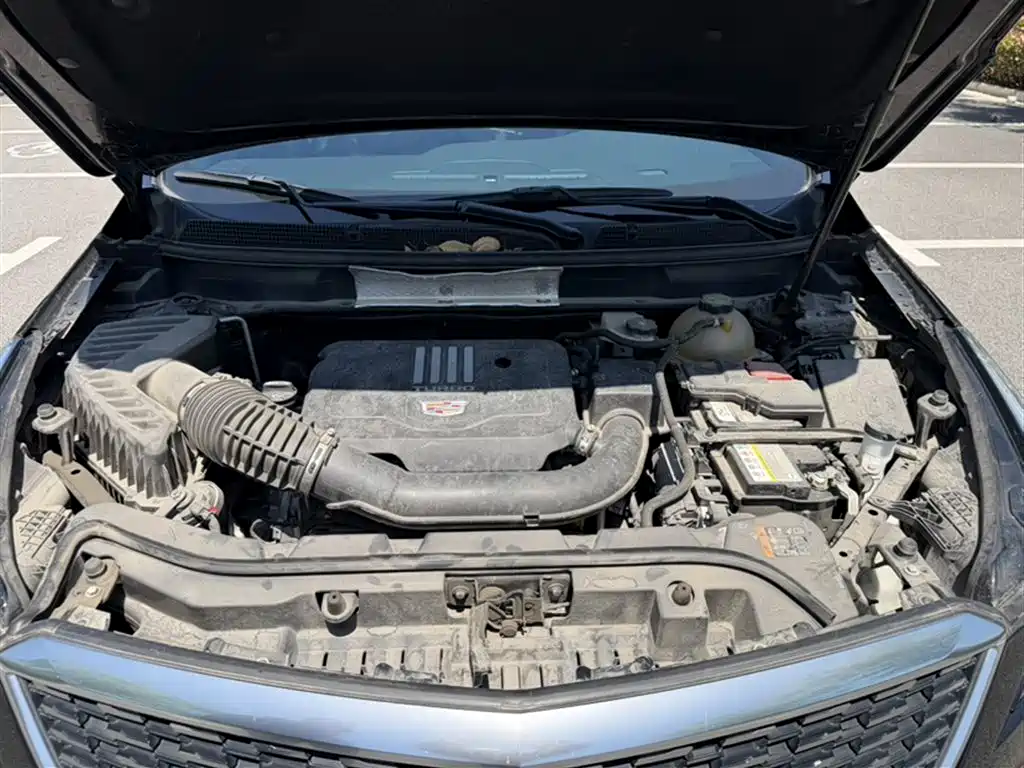 Cadillac XT5 2020 28T Luxury Model фото 10