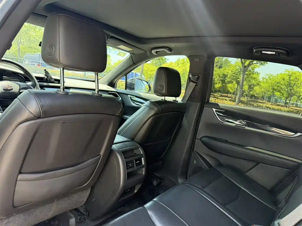 Cadillac XT5 2020 28T Luxury Model фото 16