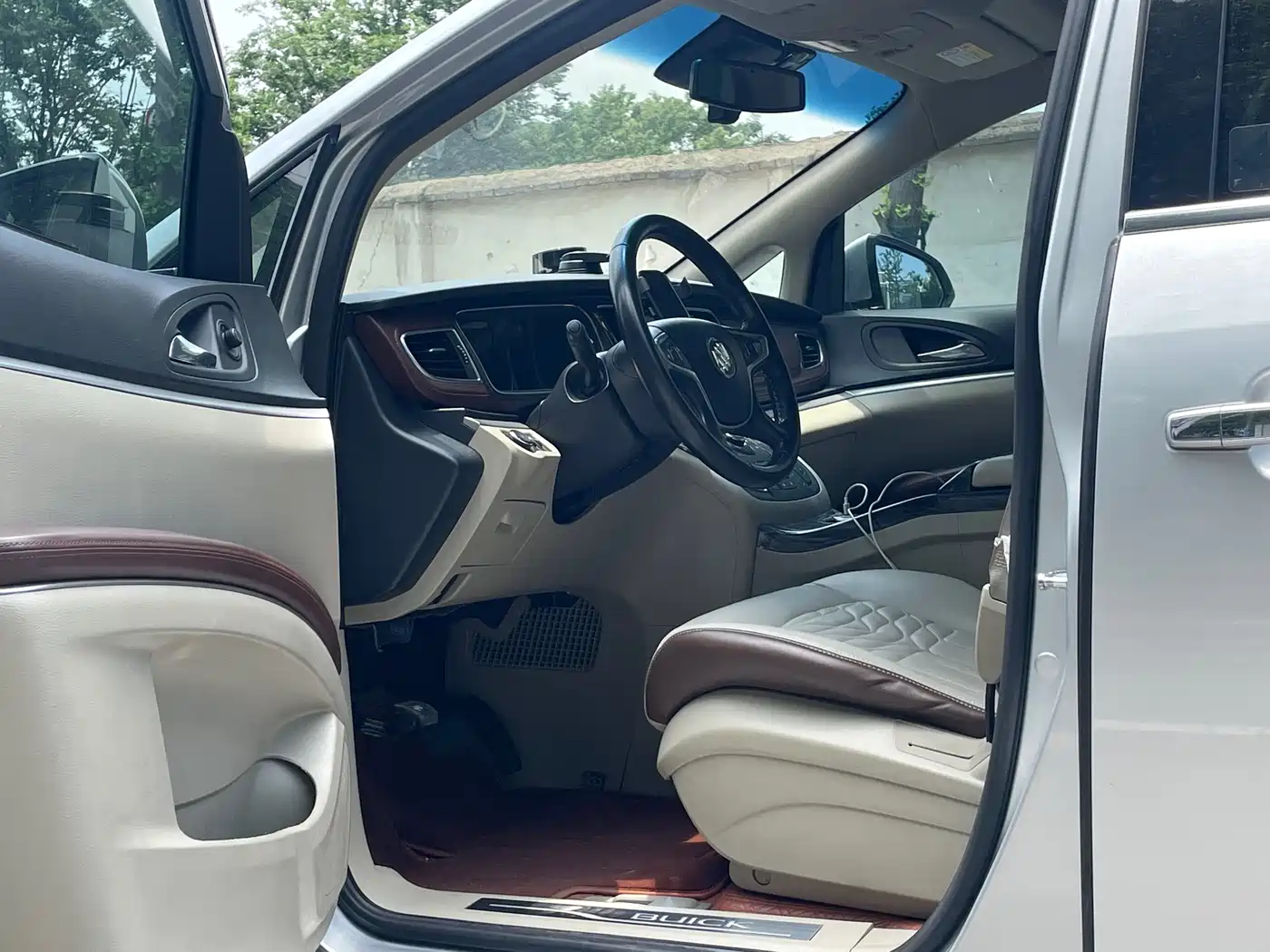 Buick GL8 2017 25S Premium Model China V фото 6