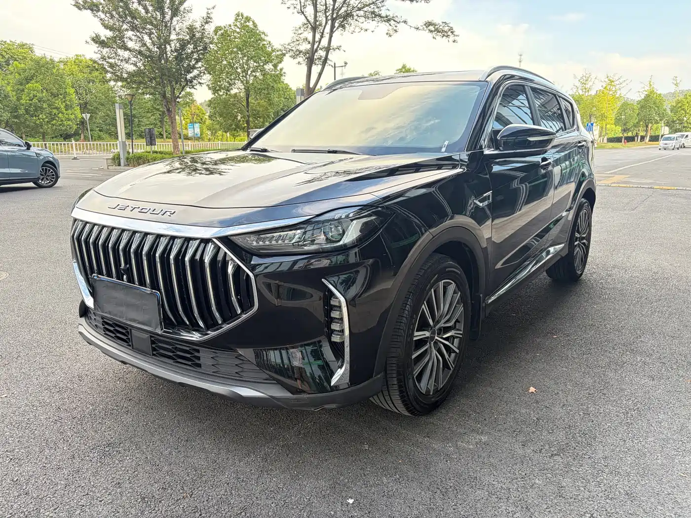 Jetour X70 PLUS 2024 Champion Edition 1.5T DCT Champion PRO 7-seater