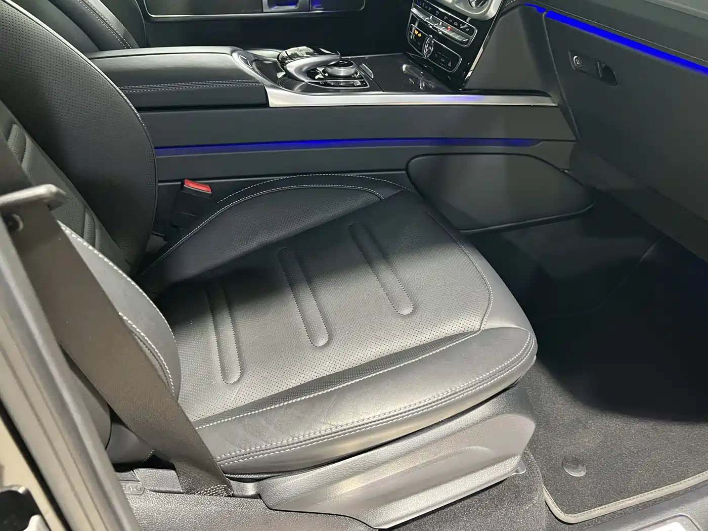 Mercedes-Benz G-Class 2022 G 500 фото 7