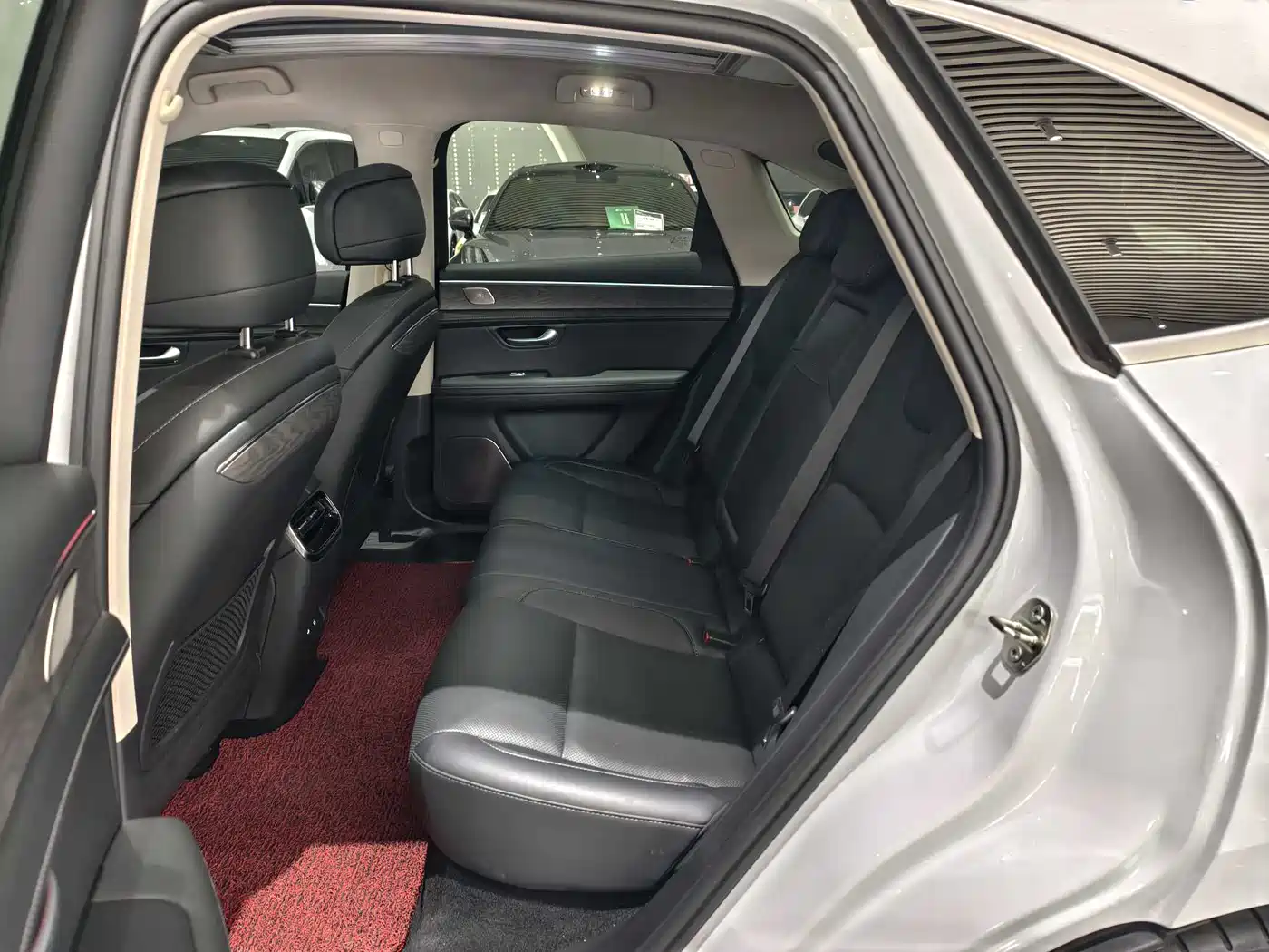 AITO Wenjie AITO M5 2022 Extended Range AWD Flagship фото 11