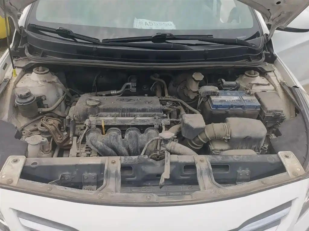 Hyundai Verna 2014 1.4L Manual Smart GLS фото 20