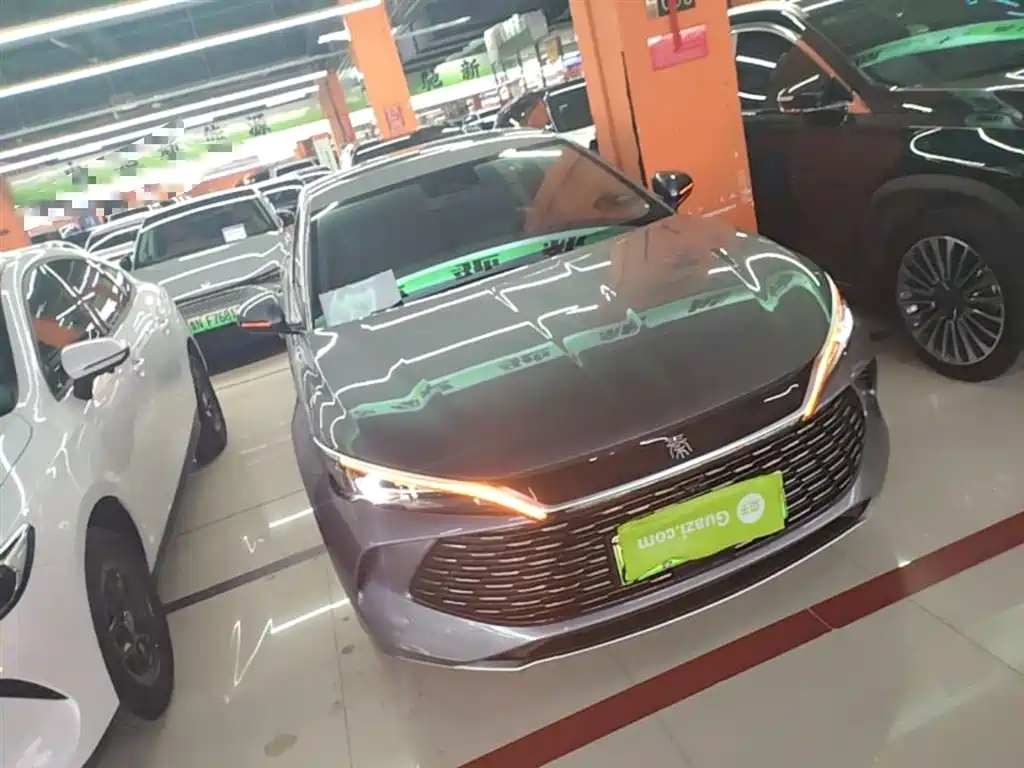 BYD Qin L 2024 DM-i 120KM Superior Edition фото 4