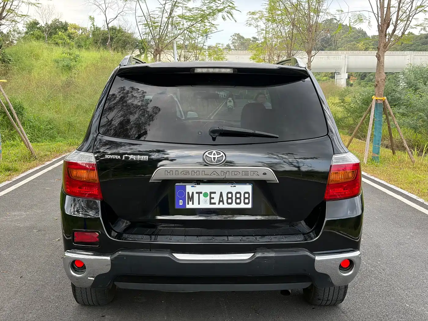 Photo 14 - Toyota Highlander