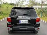 Photo 14 - Toyota Highlander