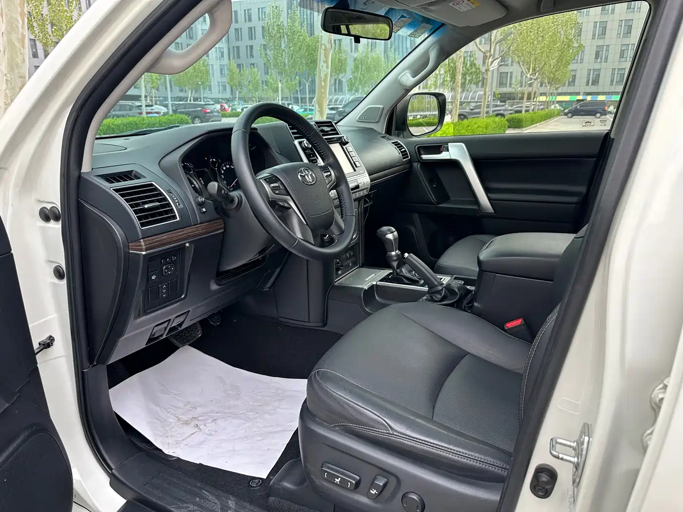 Toyota Prado 2018 3.5L Automatic TX-L NAVI Rear-mounted Spare Tire фото 11