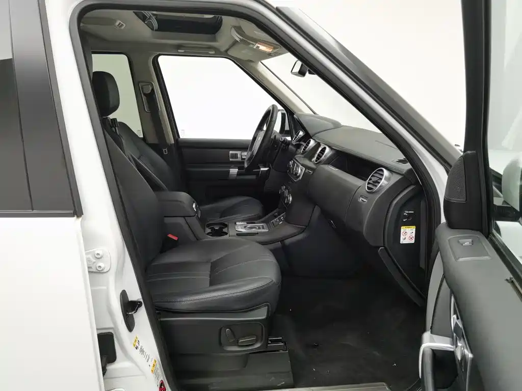 Photo 23 - Land Rover Discovery