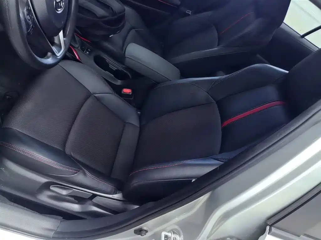 Toyota Levin 2021 Dual Engine 1.8H E-CVT Sport фото 15
