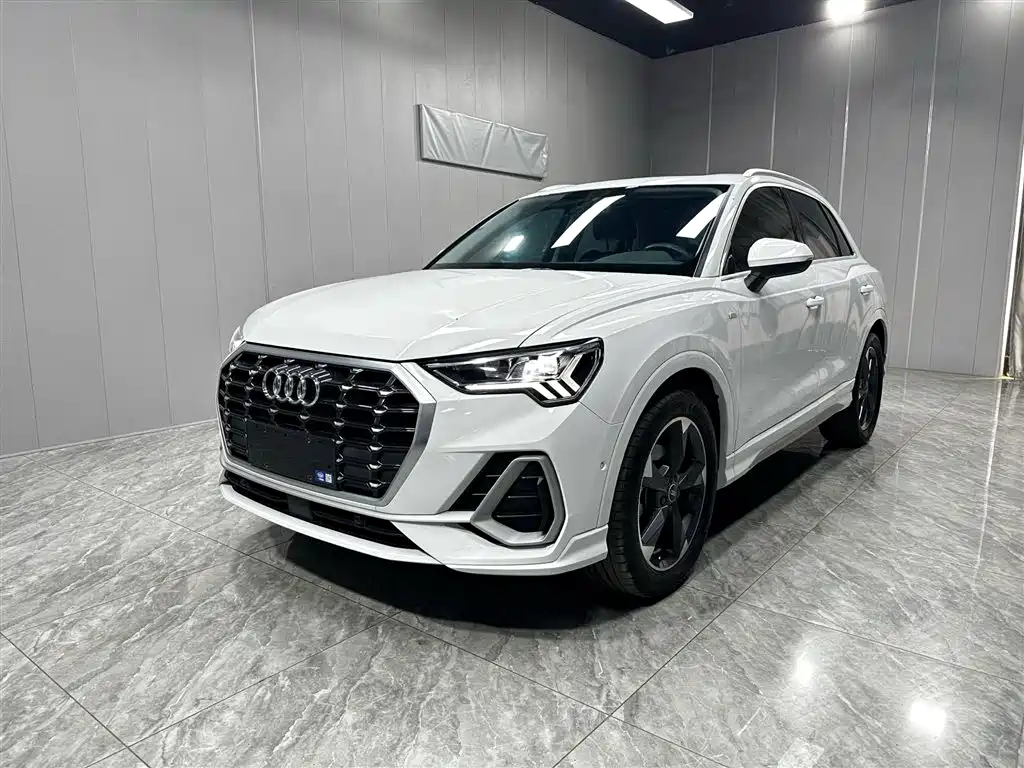 Audi Q3 2022 35 TFSI Fashion Dynamic