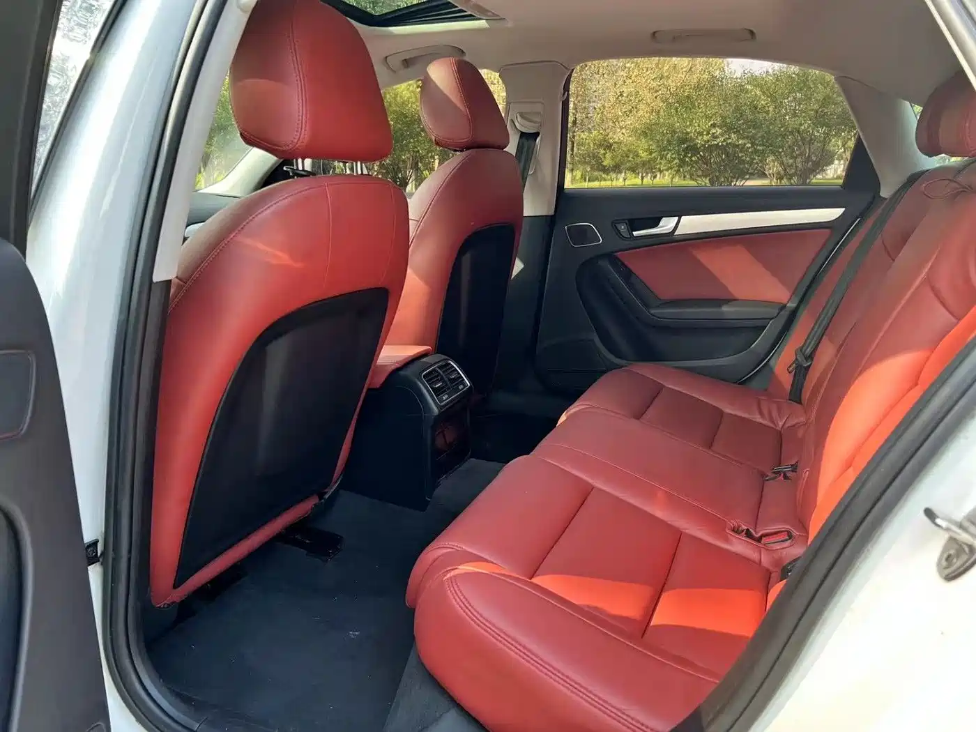 Audi A4L 2012 2.0 TFSI Auto Comfort фото 12