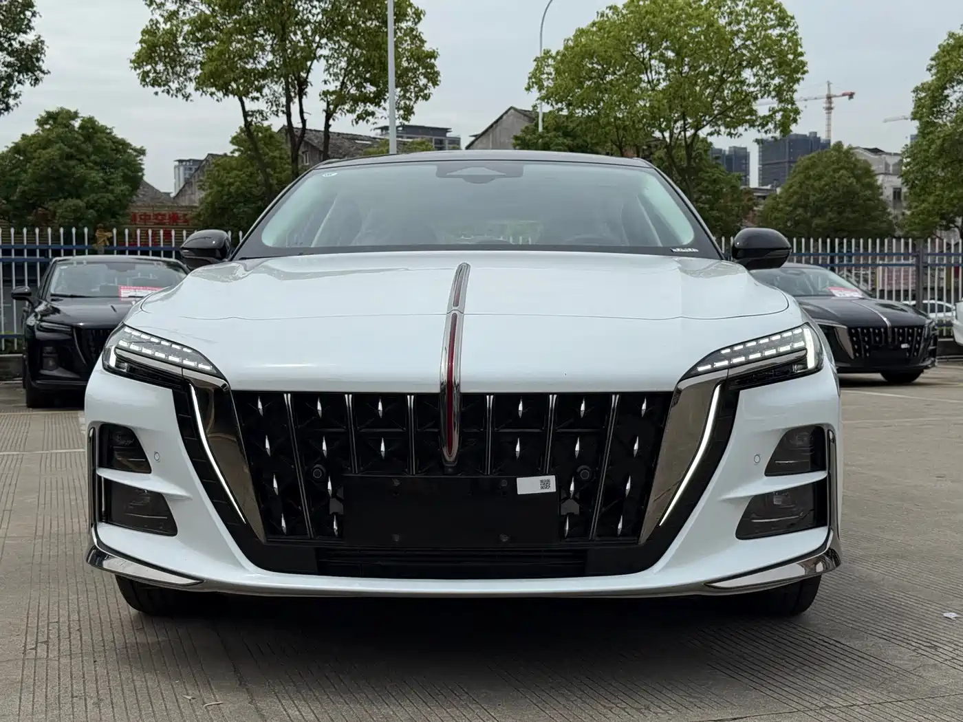 Hongqi H6 2025 Model 2.0T Beauty Edition фото 2