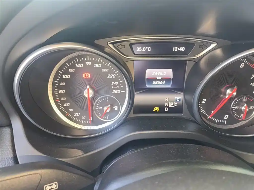Mercedes-Benz CLA (Import) 2017 Facelift CLA 200 Style фото 12
