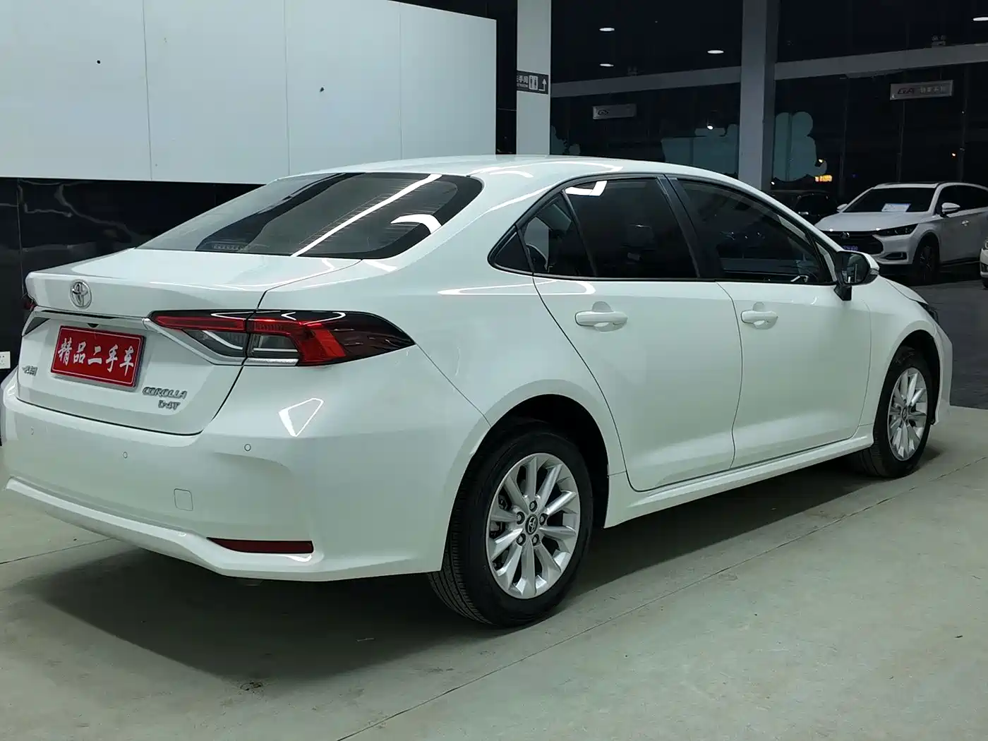 Toyota Corolla 2021 1.2T S-CVT Elite PLUS Edition фото 4
