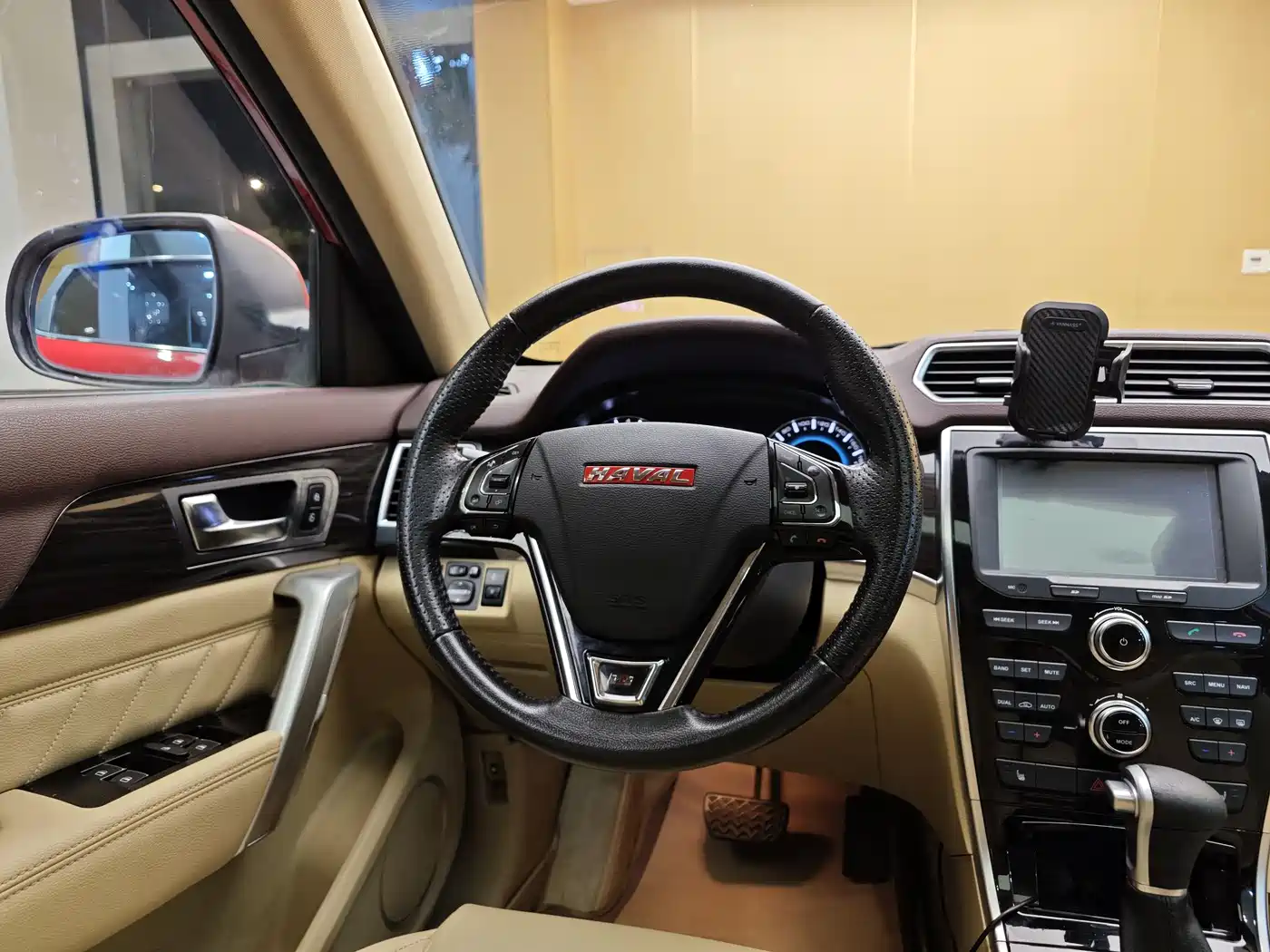 Haval H2 2015 1.5T Automatic 2WD Premium Edition фото 14