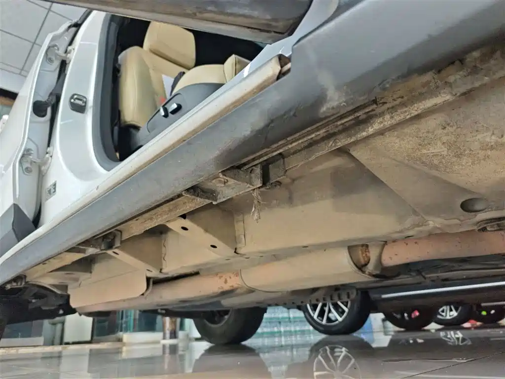 Cadillac XT5 2016 25T Technology Model фото 21