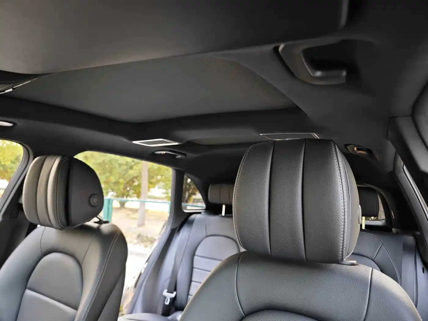 Mercedes-Benz GLC 2022 Model GLC 300 L 4MATIC Dynamic Edition фото 11