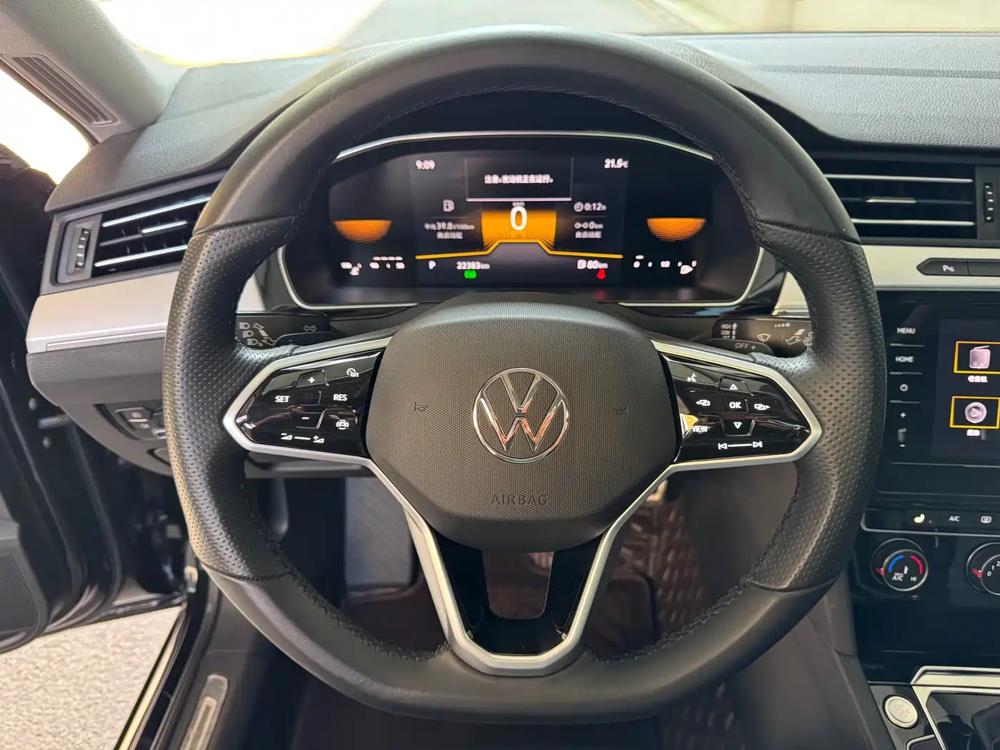Volkswagen Magotan 2023 2 Million Units Commemorative Edition 280TSI DSG Comfort фото 9